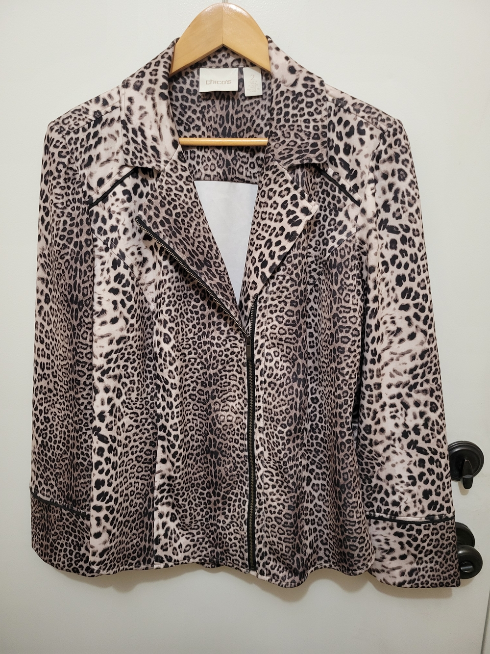 Chico's Leopard Print Zip-Front Jacket in Ivory and Brown - Size 2